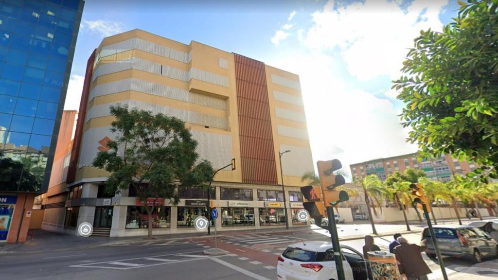 Imagen del edificio que será reconvertido para albergar apartamentos turísticos y viviendas.