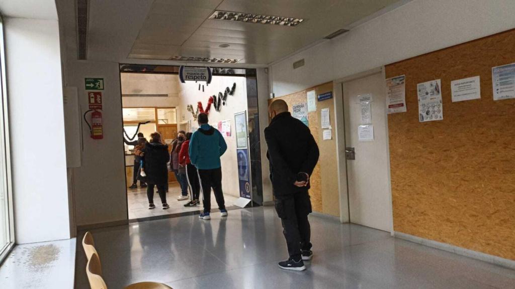 Colas en un centro de Salud de Salamanca