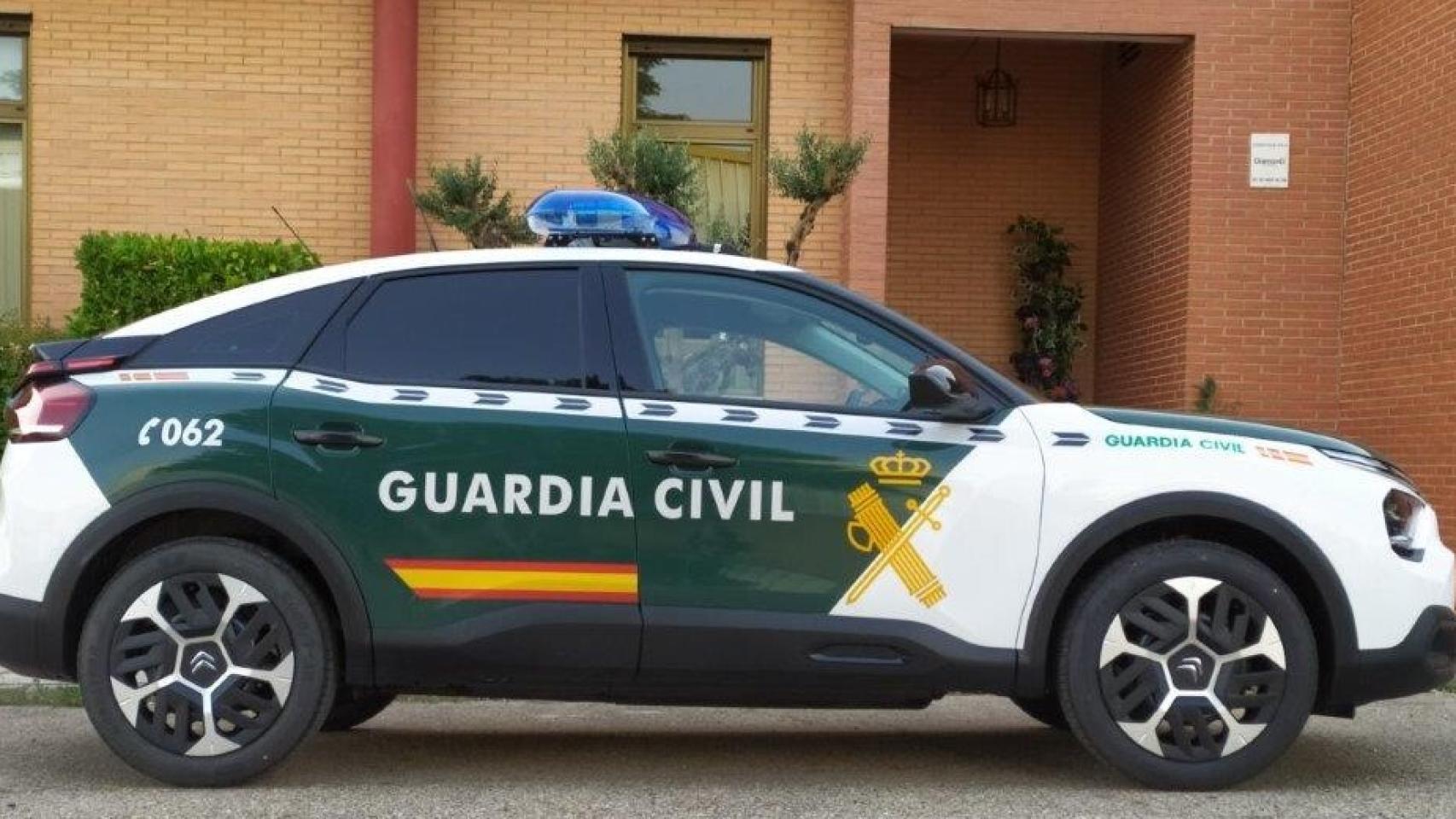 Estos son los últimos coches de la Guardia Civil: Alfa Romeo Stelvio, Citroën C4, Toyota Land Cruiser...