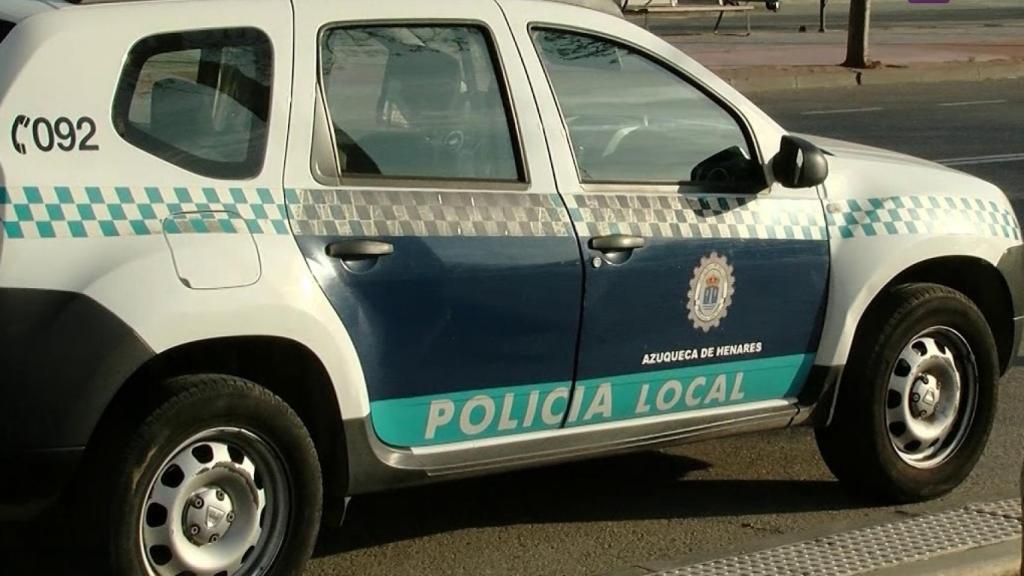 Coche patrulla de la Policía Local de Azuqueca.