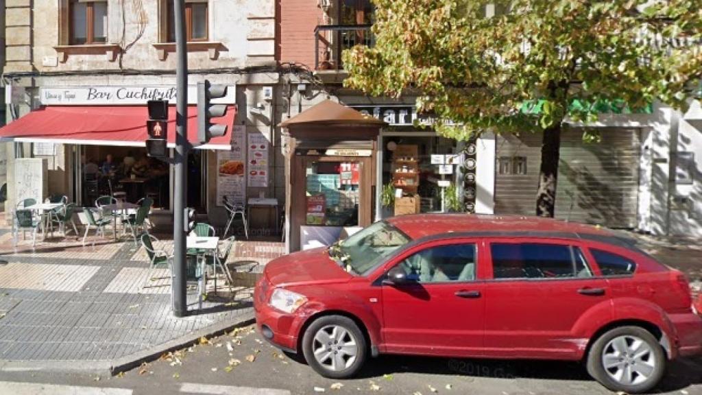 Quiosco de la ONCE frente a la Estación de Vialia