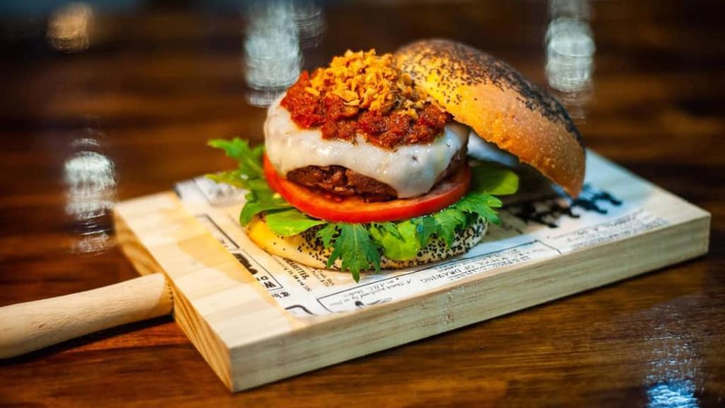 Os Padróns Gastrobar, en la calle Otero Pedrayo número 4. Imagen: Facebook Os Padróns