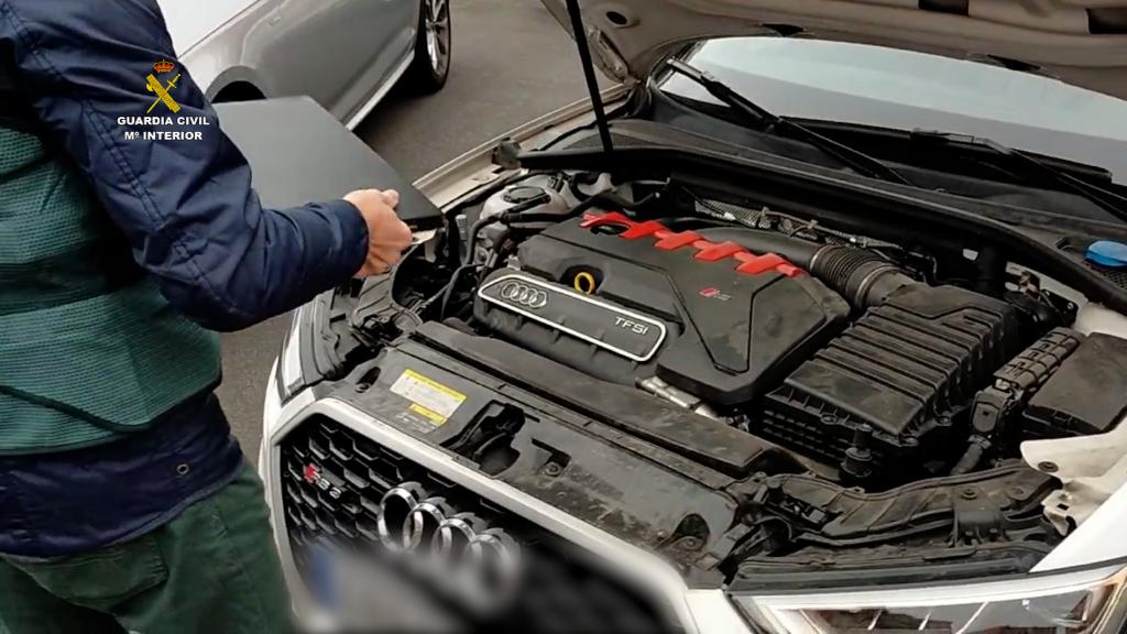 A los coches actuales se puede manipular el kilometraje por el puerto OBD.