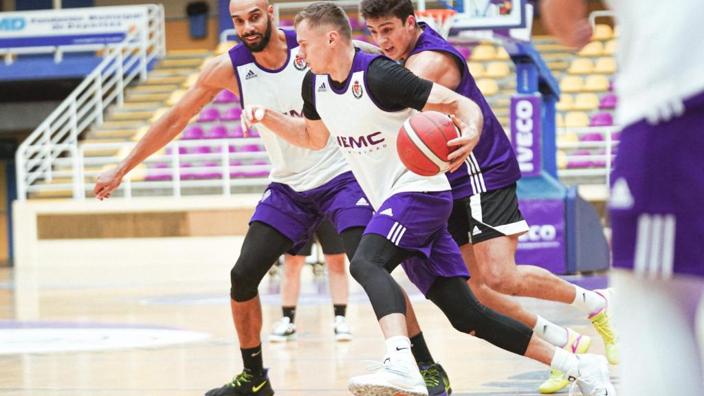 Entrenamiento del Real Valladolid Baloncesto