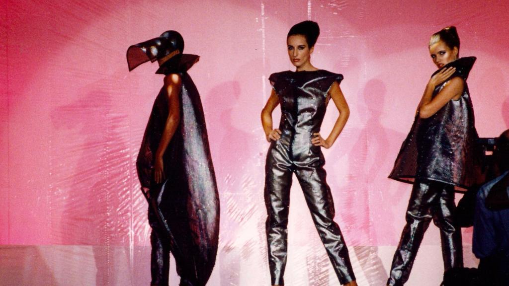 El desfile que ideó el diseñador Manuel Piña en su colección Primavera-Verano .