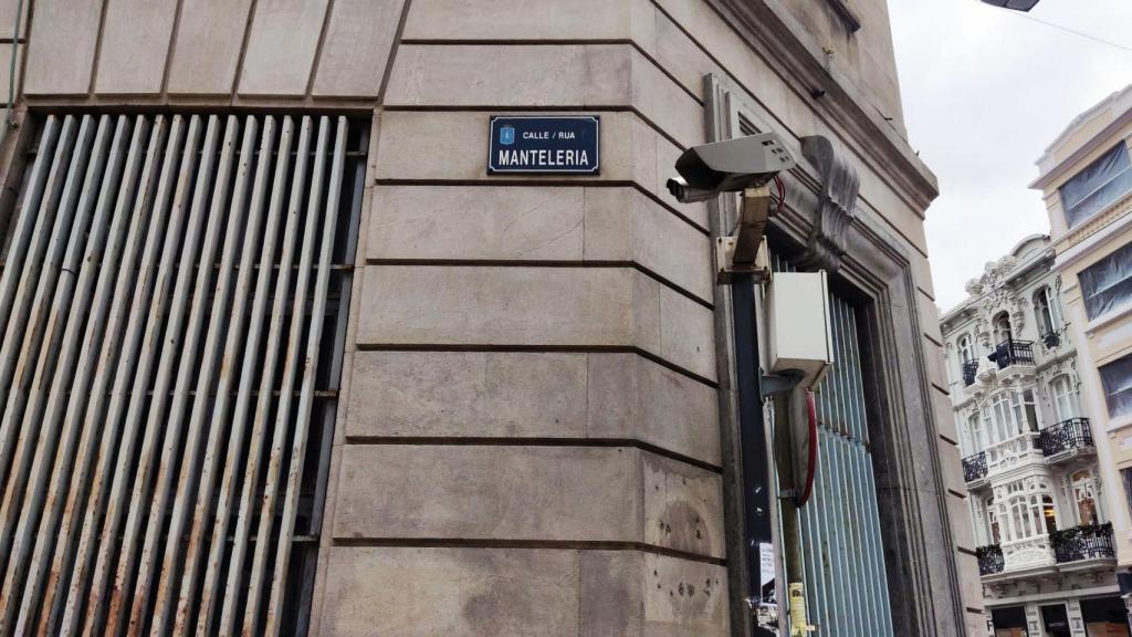 La calle Mantelería de A Coruña, una fábrica entre San Andrés y la Estrella