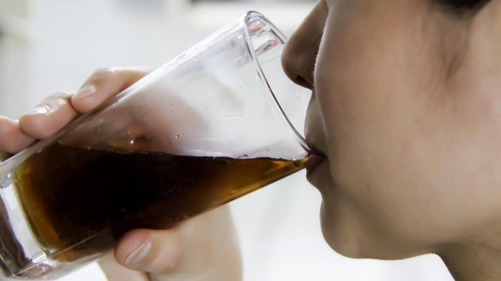 Las drogas de sumisión química se camuflan para después atacar a la víctima desprevenida.