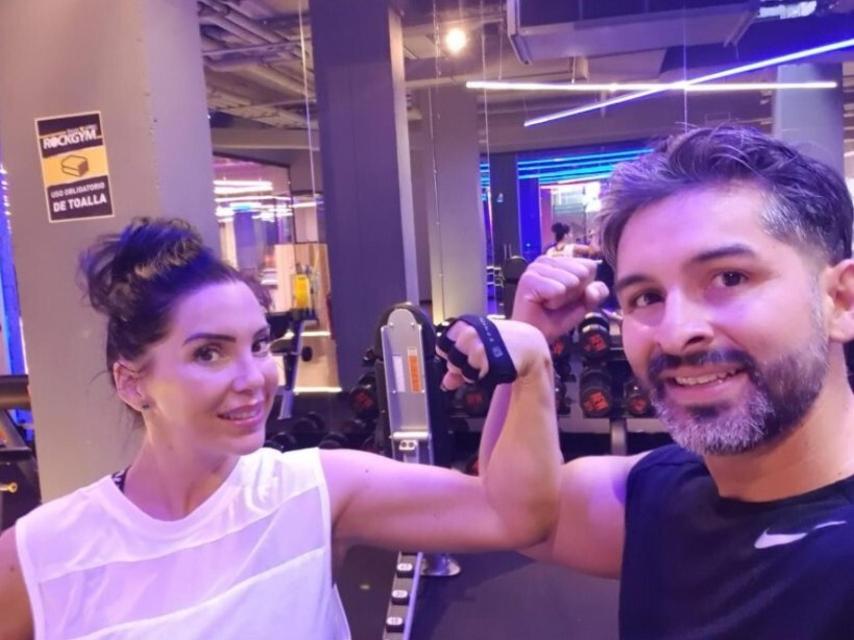 La difunta Sara Gómez, junto a su entonces pareja,  Ezequiel Nicolás.