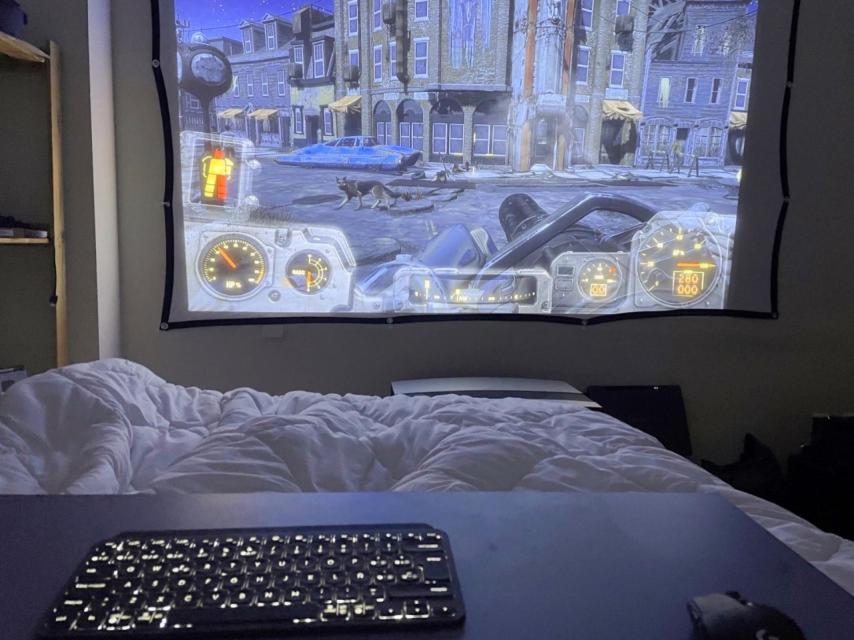 Gracias al modo juego, jugar en 100 pulgadas sin problemas de latencia es una realidad.