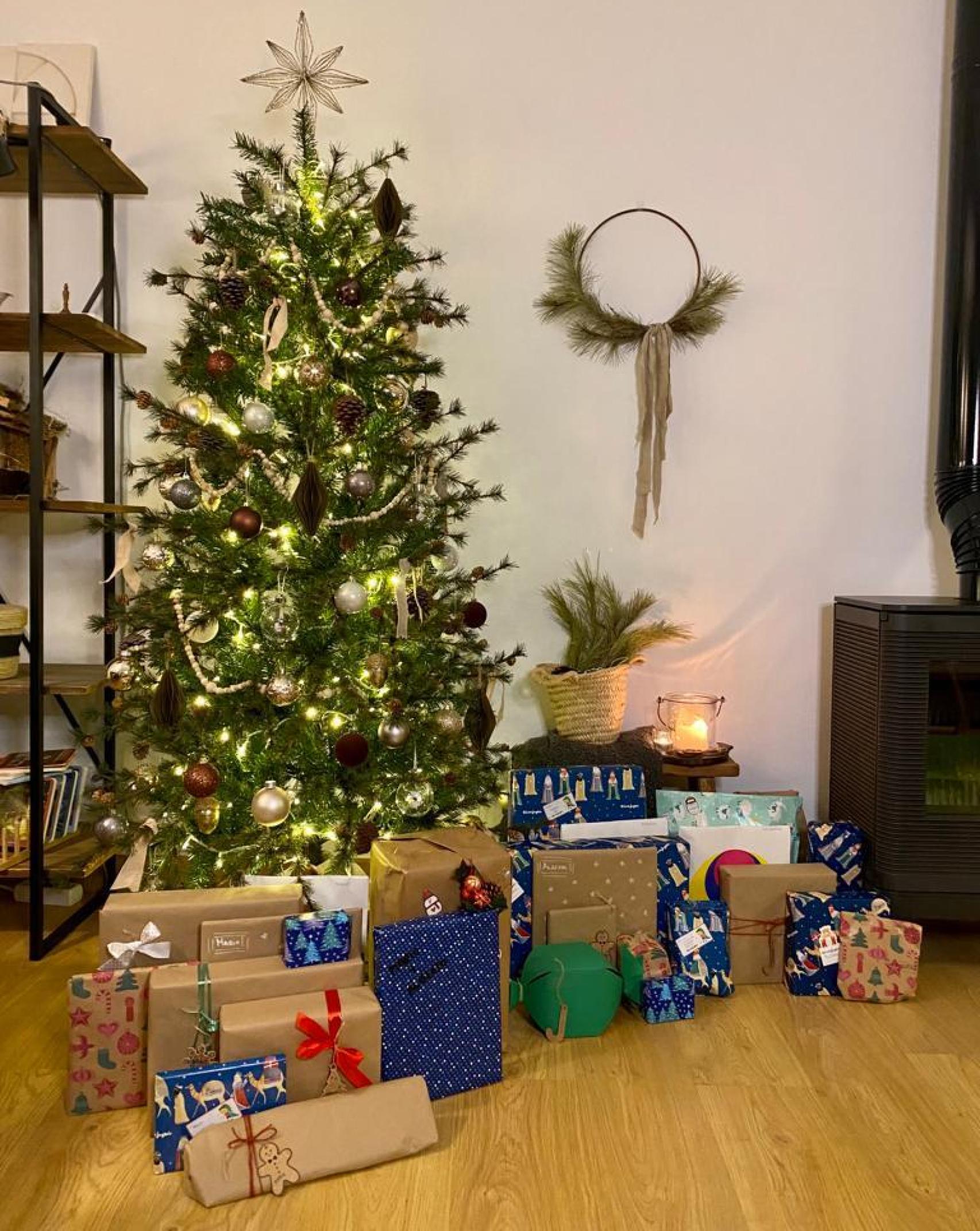 Una imagen de los regalos que les han dejado los Reyes Magos.