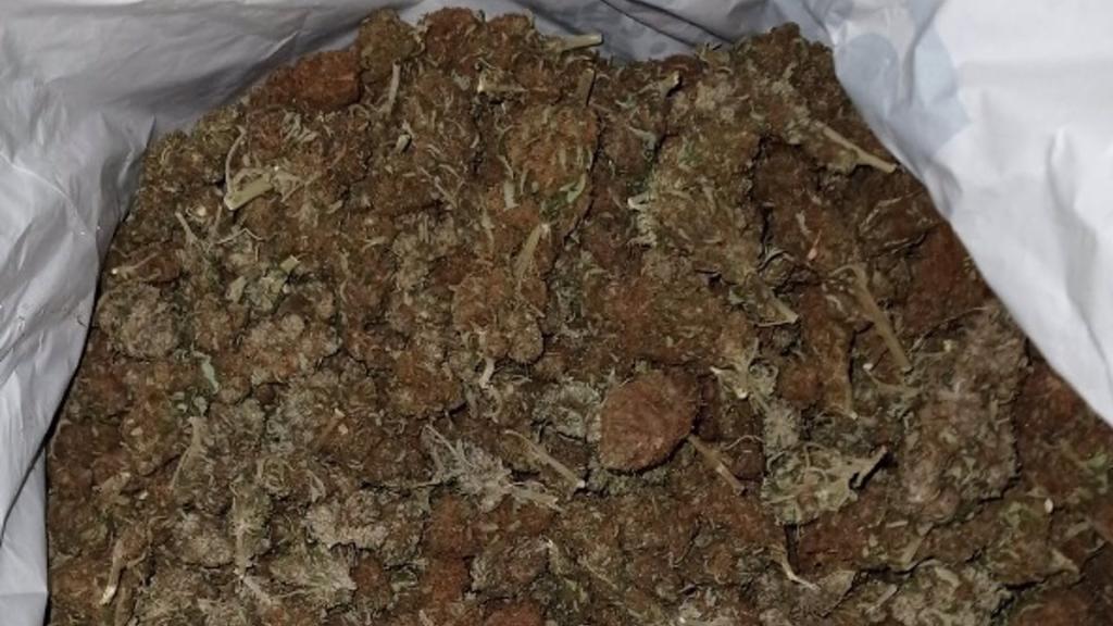 Marihuana incautada en el control policial.