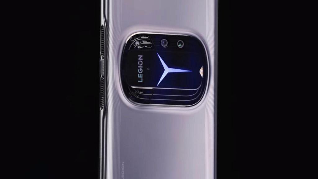 Lenovo Legion Y90 lateral