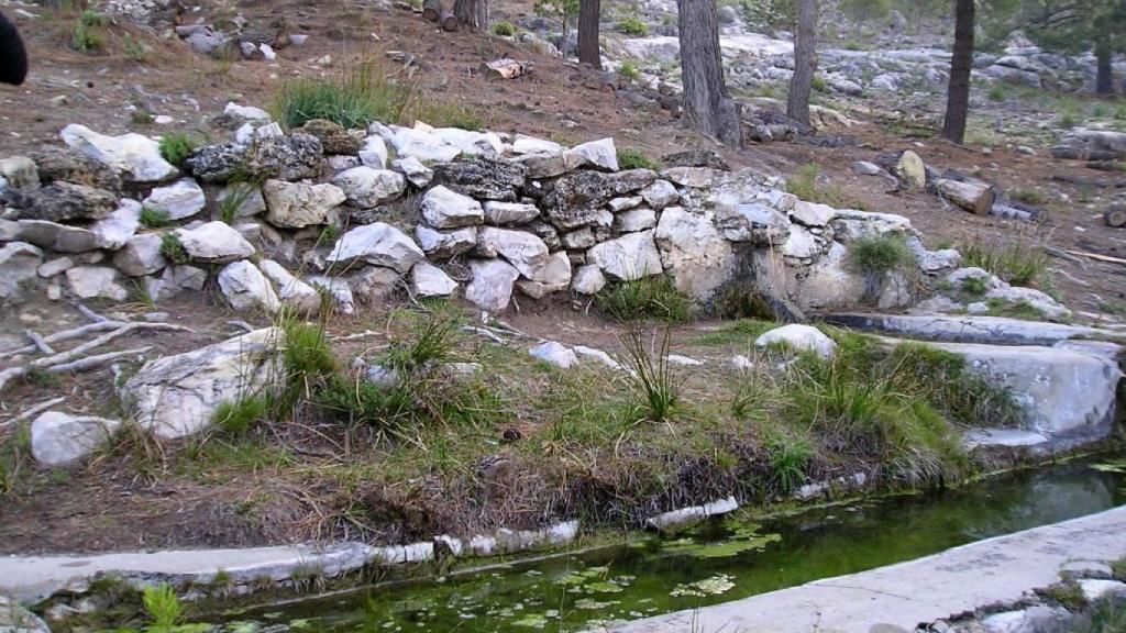 En la fuente de la Rábita podemos llenar las cantimploras.