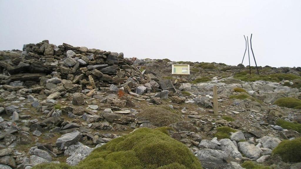De la Casa de la Nieve no queda gran cosa.