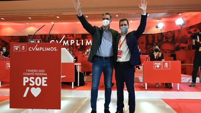 Pedro Sánchez arropa a Tudanca ante el Comité Federal: Es el momento del cambio y la esperanza en Castilla y León