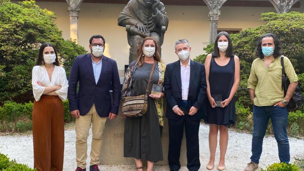 Parte del equipo de CovidBens: Kelly Conde, Juan Vallejo, Marga Poza, Ricardo Cao, Susana Ladra y Javier Tarrio