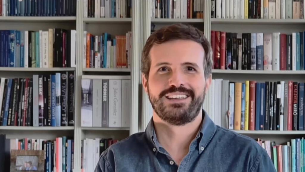 El presidente del PP, Pablo Casado, interviene de manera telemática en la Convención del PP de Castilla y León.