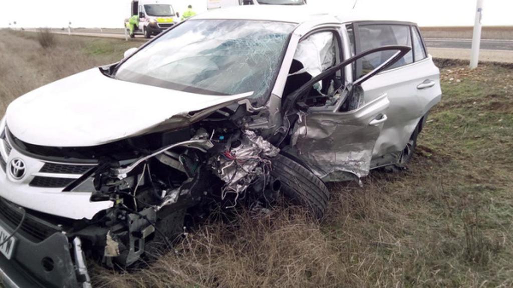 Aspecto de uno de los vehículos implicados en el accidente