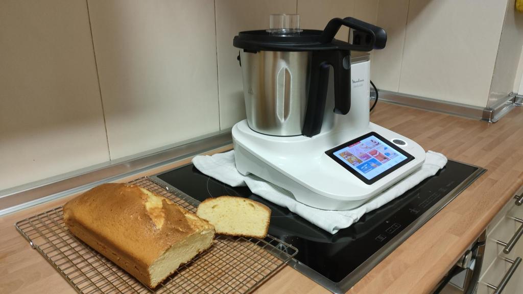 Bizcocho realizado con Moulinex Click&Cook