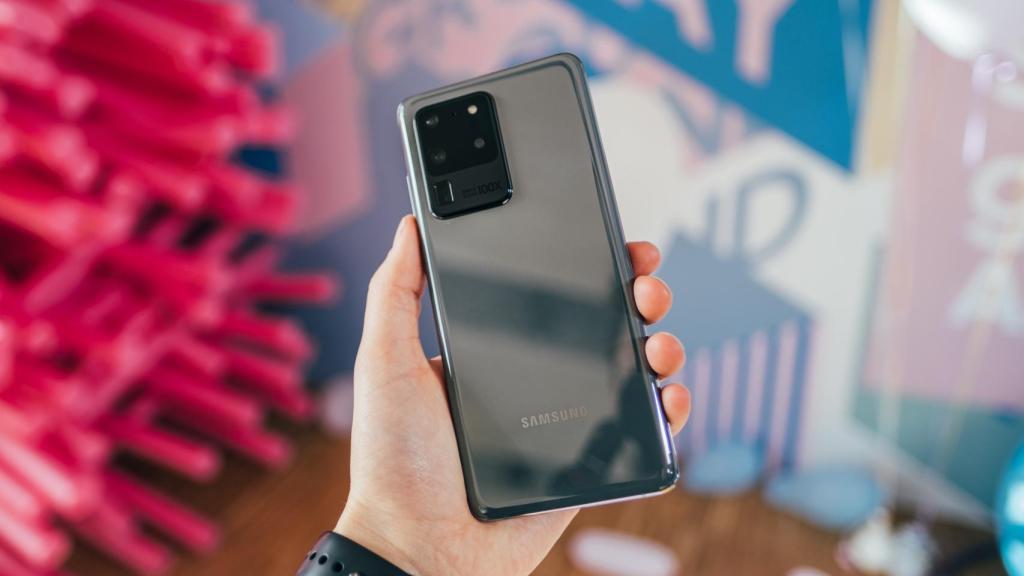 Un teléfono Samsung.