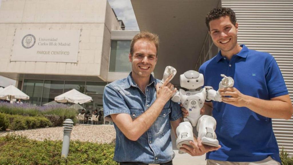 Los fundadores de Inrobics en el Parque Científico de la UC3M.