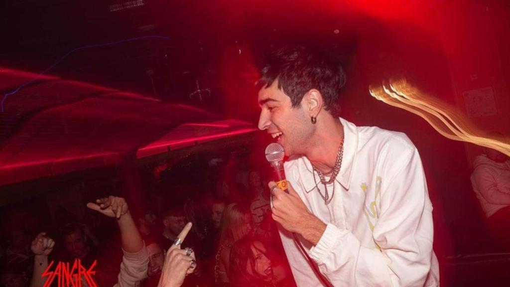 Daniel Arias durante un concierto en una imagen de sus redes sociales.