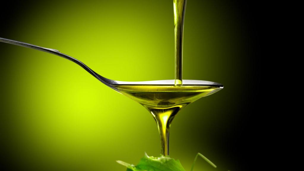 Aceite de oliva. Imagen de archivo