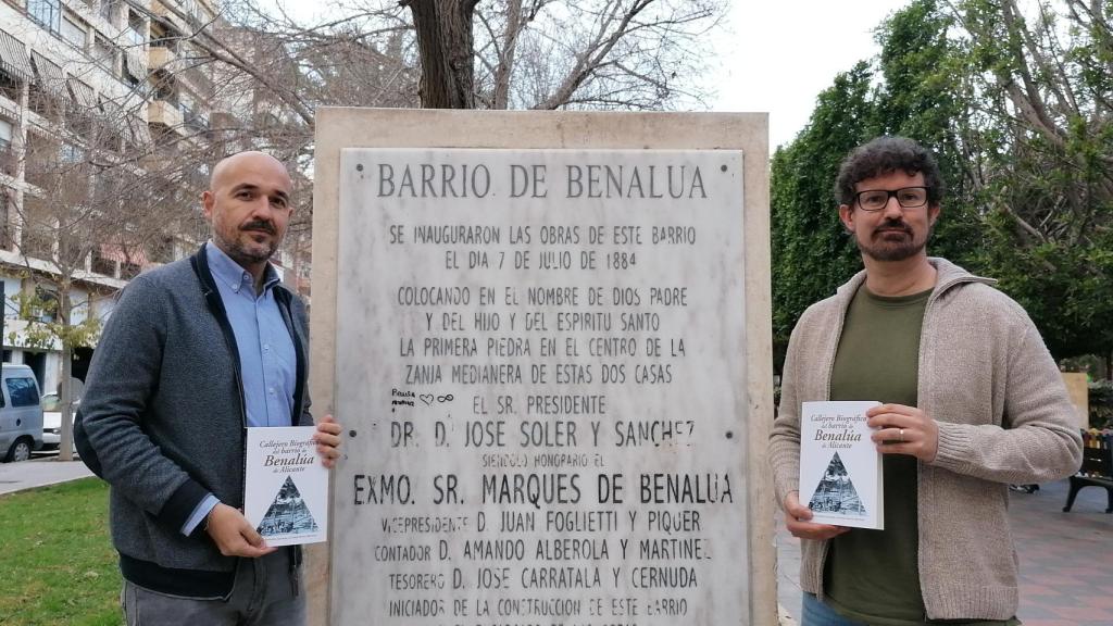 Campello y Martín reúnen en su último libro la historia del primer barrio planificado en Alicante.