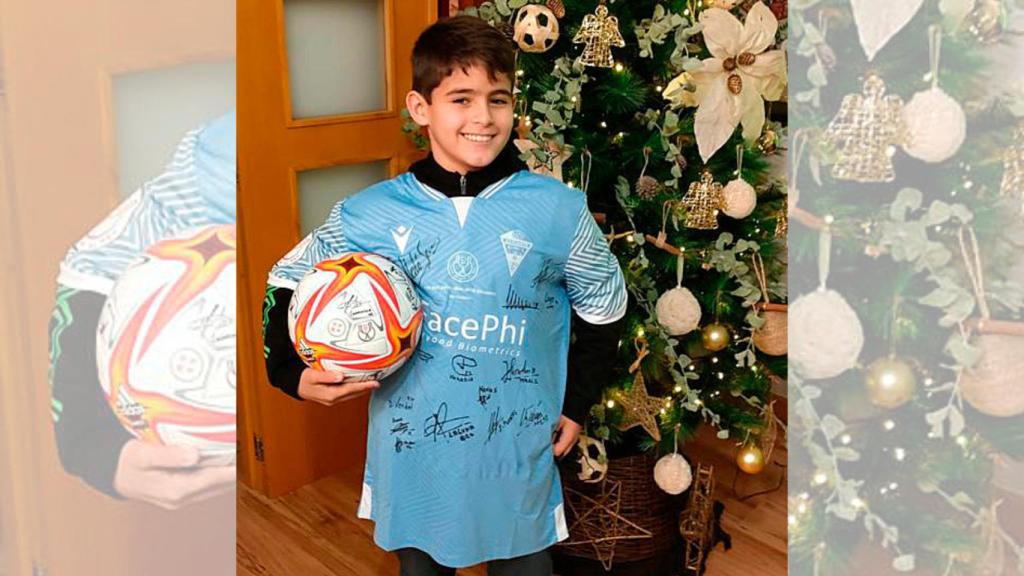 Nicolás Lucena, de 10 años, simpatizante del CFI Alicante.