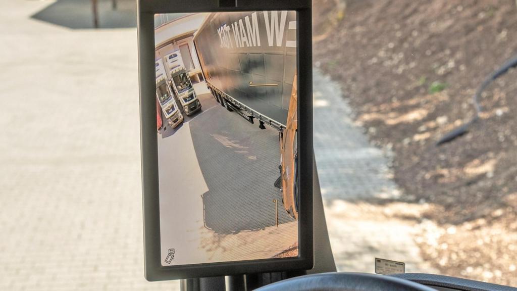 La vista marcha atrás en un camión.