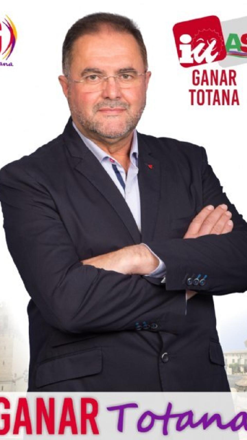Juan José Cánovas, en un cartel electoral como candidato de Ganar Totana-IU.