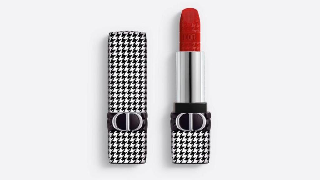 La icónica barra de labios Rouge Dior en su nueva edición limitada.
