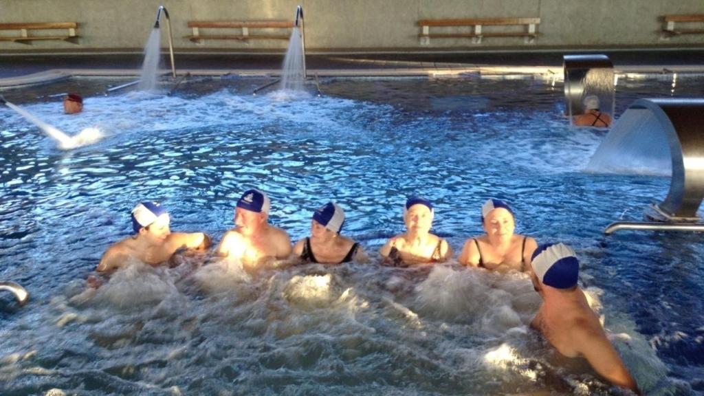 Jubilados en un spa en una imagen de archivo.