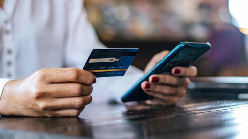 Fraude cibernético.