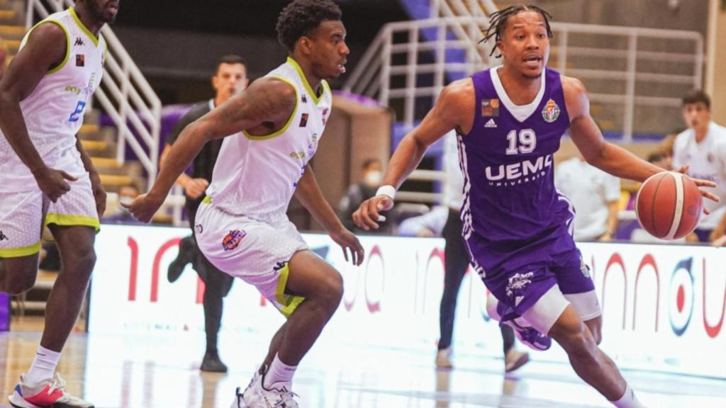 Imagen del encuentro entre el Real Valladolid y el Palencia