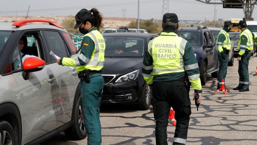 Agentes de la Guardia Civil de Tráfico
