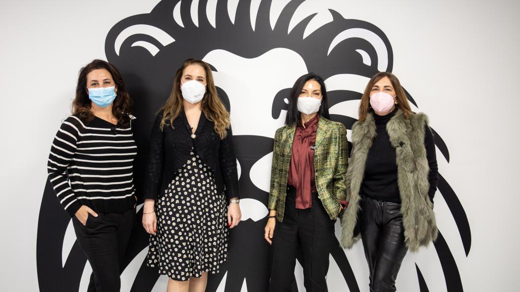 De izquierda a derecha: Laura Rojas-Marcos, Alejandra Sánchez Yagüe, Nítida Pastor y Charo Izquierdo.