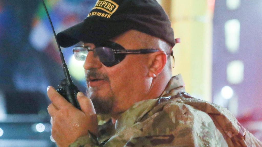 Stewart Rhodes, líder de los 'Oath Keepers', acusado de sedición por el asalto al Capitolio.
