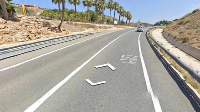 Carretera A-7053 a su paso por Alhaurín de la Torre.