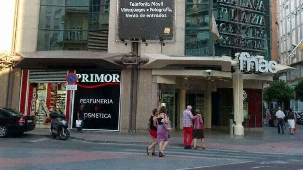 La fachada del Málaga Plaza donde estaba el Fnac.