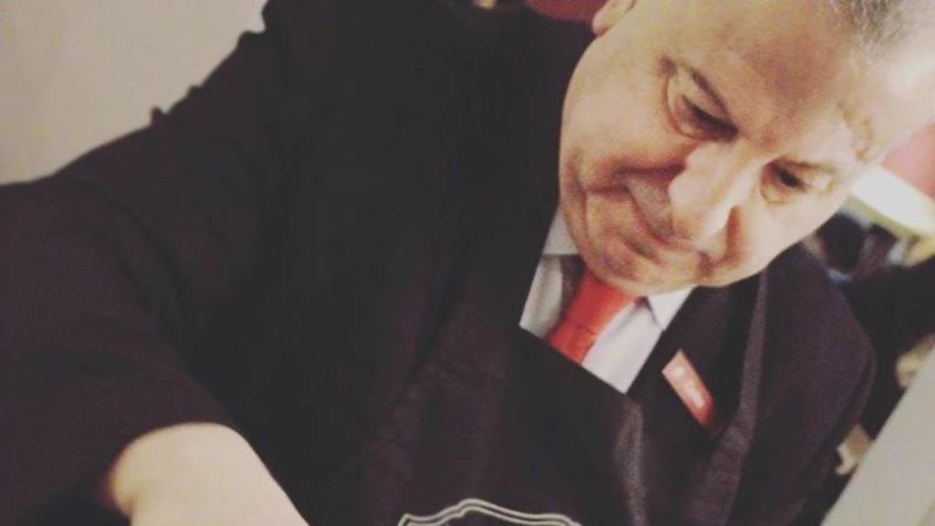 Carlos Segovia en una imagen publicada por Adán Israel en Facebook.