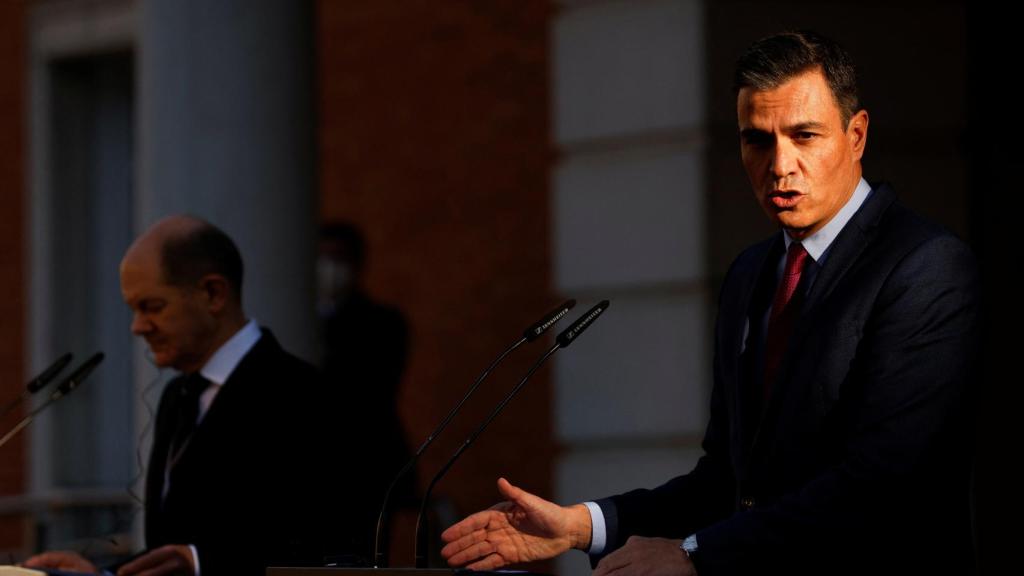 Pedro Sánchez y Olaf Scholz en La Moncloa.
