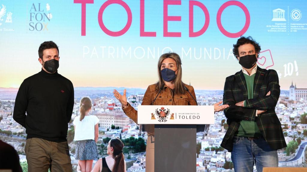Iván Cerdeño, Milagros Tolón y Pepe Rodríguez Rey, de izquierda a derecha, este lunes en el Parador de Toledo.