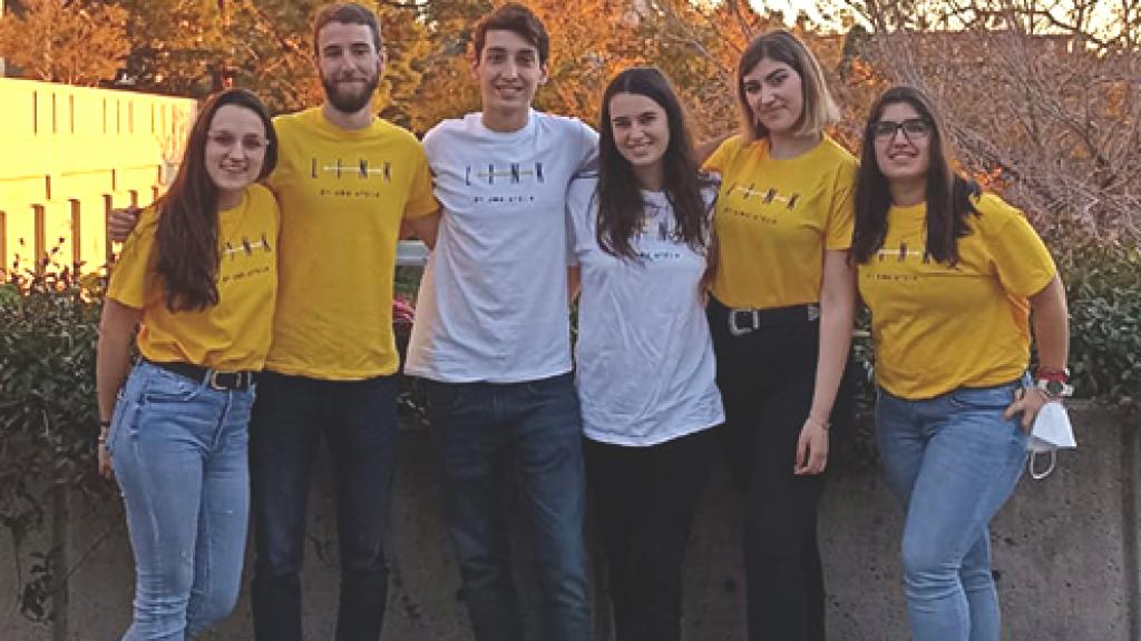 Los seis estudiantes de la UMA en el Bootcamp de Berkeley, California.