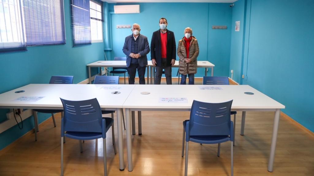 Una imagen de la sala de estudios.