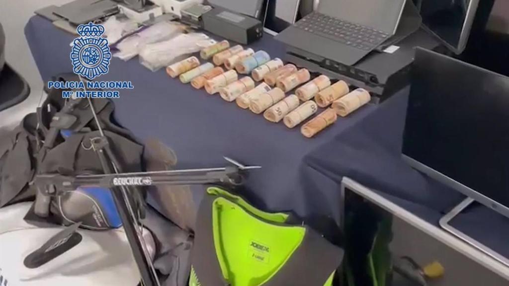 El dinero sustraído.