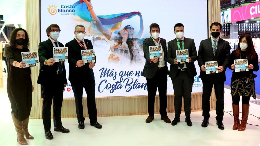 La oferta LGTBI y el trabajo en la eficiencia de recursos protagonizan la jornada de Benidorm en Fitur.