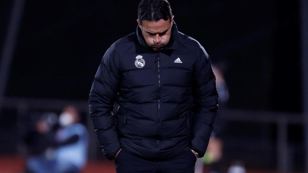 Alberto Toril, en un partido del Real Madrid Femenino de la temporada 2021/2022