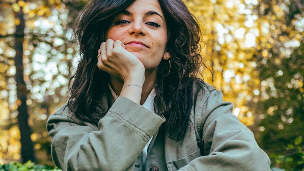 La escritora castellano-manchega Ana Iris Simón