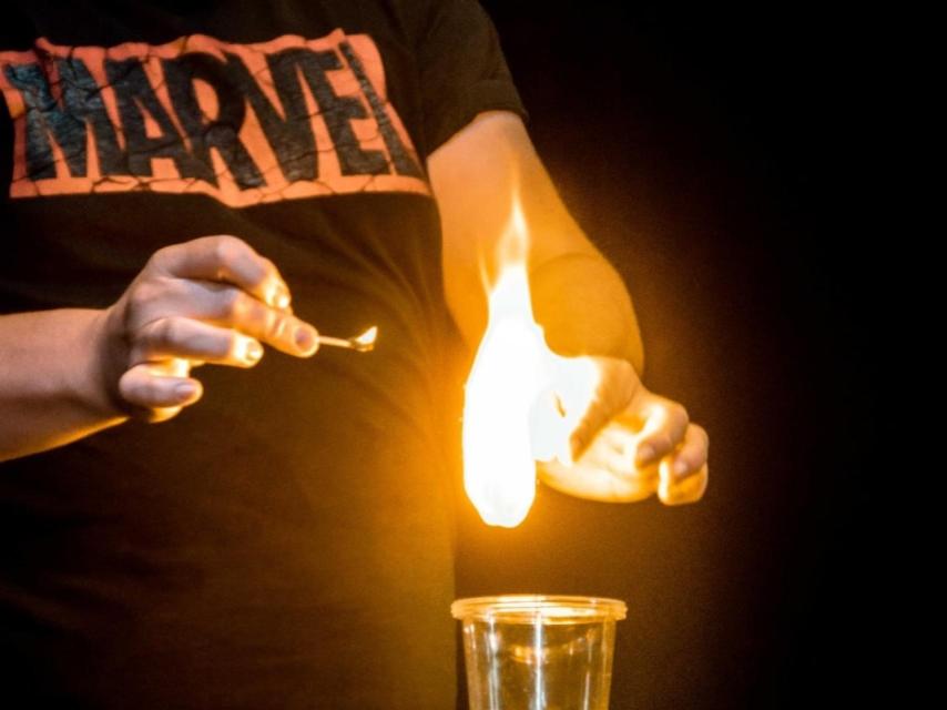 El mago vallisoletano Óscar Escalante